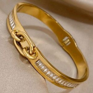 1pc Gold Color Buckle Decor Zirconia Stainless Steel Bracelets Women Minimalist